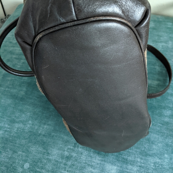 GUCCI GG MONOGRAM HAND CROSSBODY BAG - Picture 10 of 15